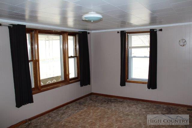 1437 Roe Hunt Road Laurel Springs, NC 28644 - Photo 10 of 12 Gallery Image 10