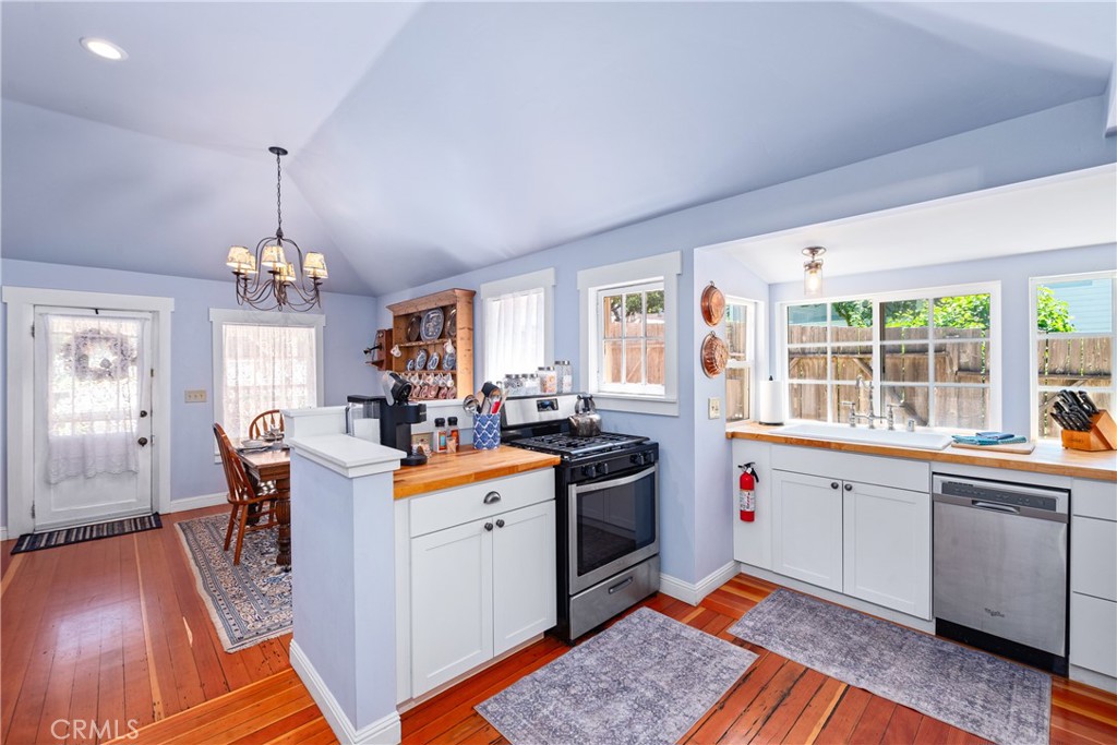 2013 3rd Street Julian, CA 92036 - Photo 3 of 32 a very nice looking dining room with a large window