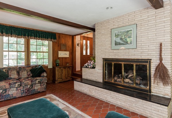 55 Ridgecrest Circle Westfield, MA 01085 - Photo 12 of 27 Gallery Image 12