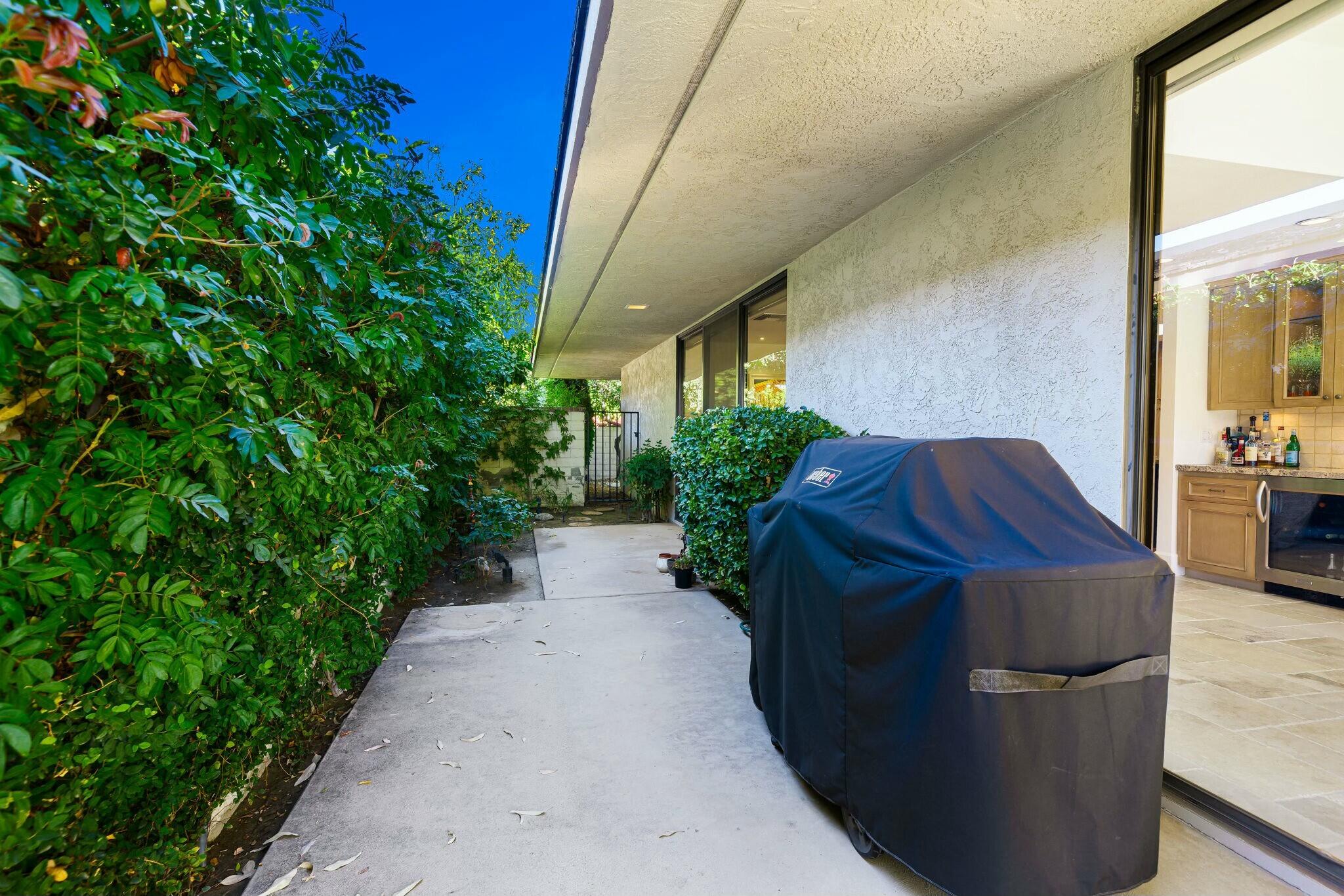 7 Princeton Drive Rancho Mirage, CA 92270 - Photo 17 of 39 a view of balcony with potted plants