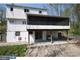 451 Penn Lane Springfield, PA 19064 - Photo 4 of 12 Exterior Back