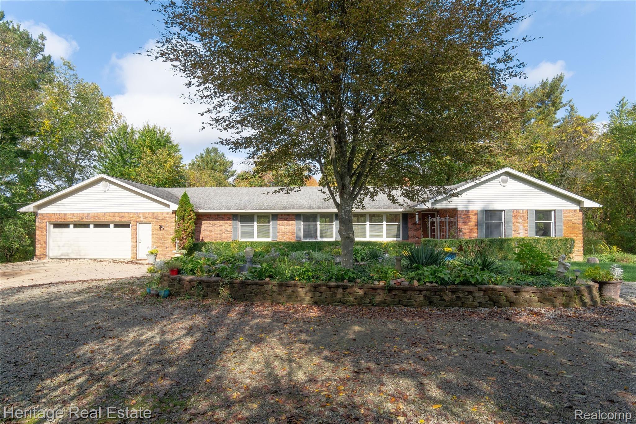 5717 General Squier Road Dryden, MI 48428 - Photo 2 of 30 Exteriors (6 of 19).jpg
