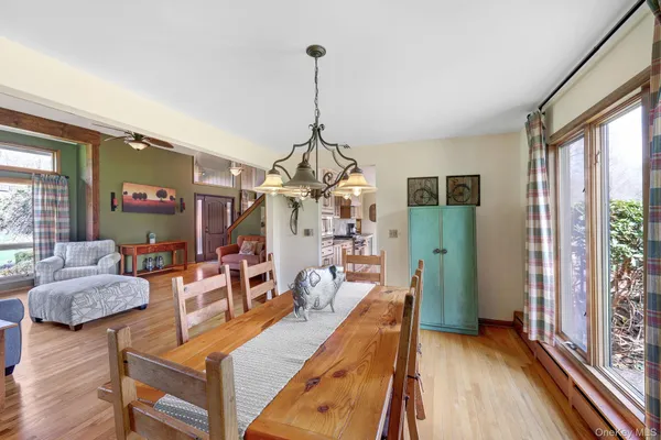 $859,000 | 2 Boyce Road, Pine Bush, NY 12566