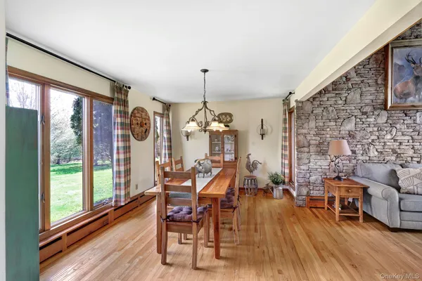 $859,000 | 2 Boyce Road, Pine Bush, NY 12566