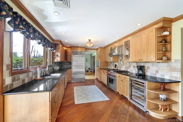 $859,000 | 2 Boyce Road, Pine Bush, NY 12566