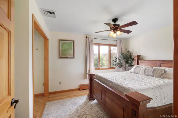 $859,000 | 2 Boyce Road, Pine Bush, NY 12566