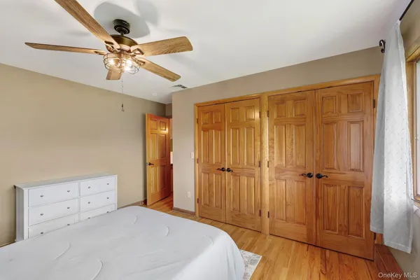 $859,000 | 2 Boyce Road, Pine Bush, NY 12566