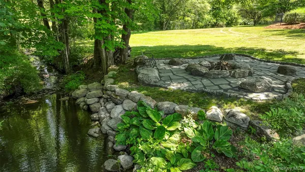 $859,000 | 2 Boyce Road, Pine Bush, NY 12566
