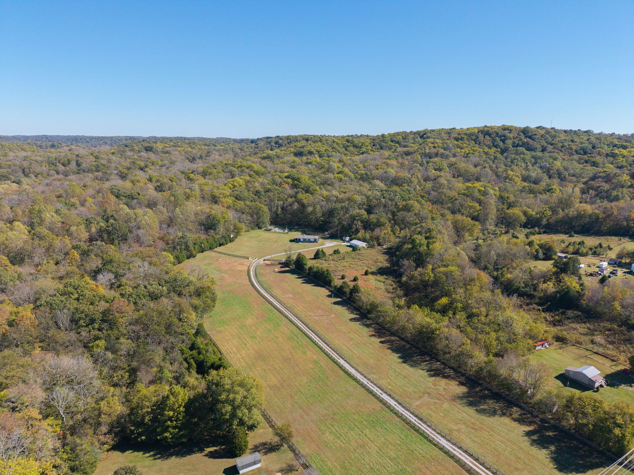 1833 Preacher Holt Road Mount Pleasant, TN 38474 - Photo 10 of 43