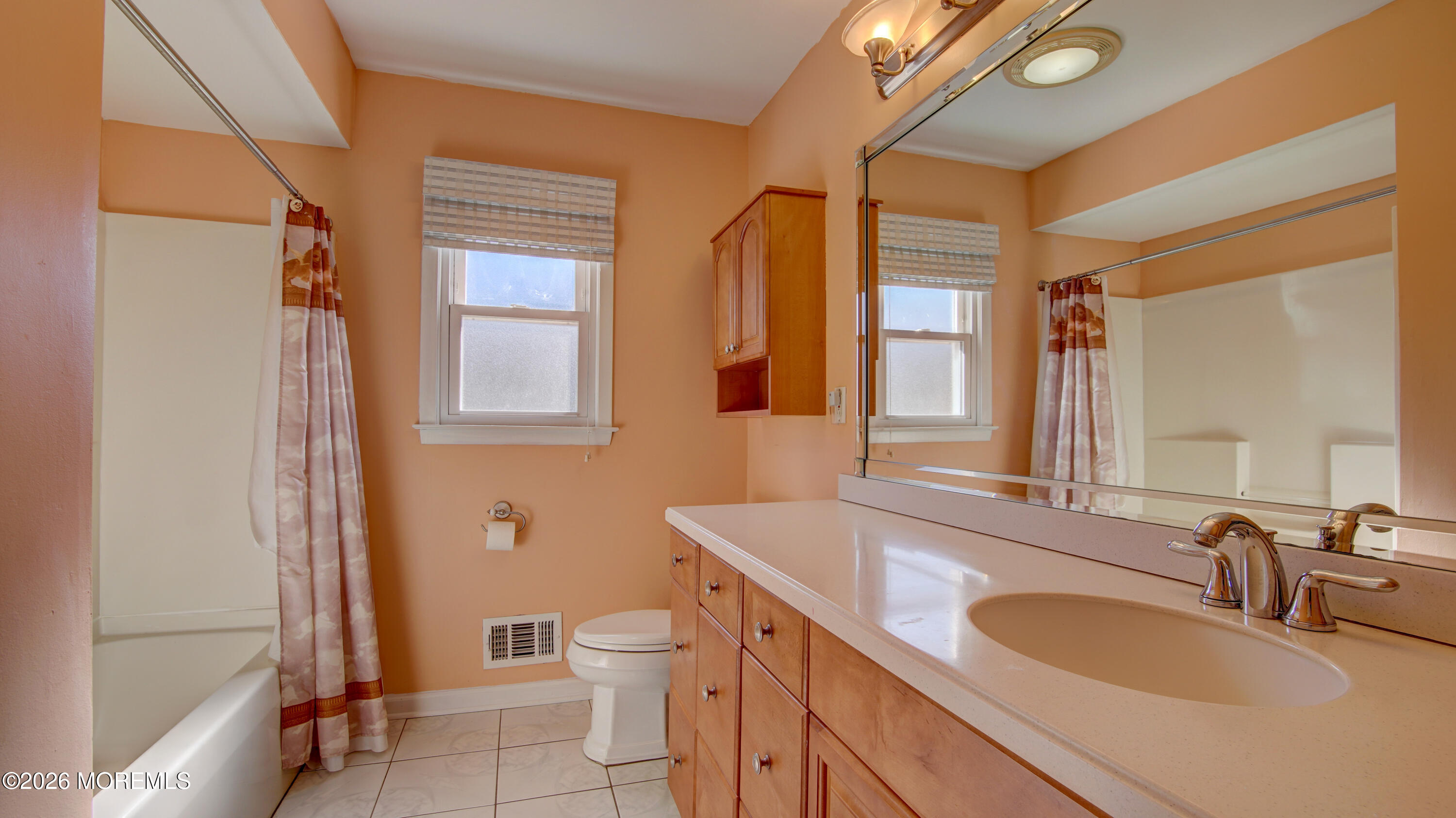 42 Daum Road Manalapan, NJ 07726 - Photo 24 of 34 DSC02648And8more