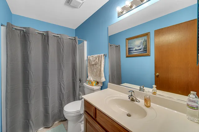 $410,000 | 188 Breckenridge Court, Gilberts, IL 60136