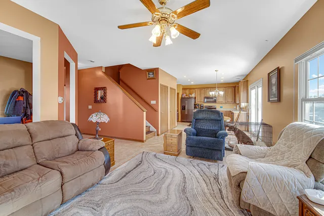 $410,000 | 188 Breckenridge Court, Gilberts, IL 60136