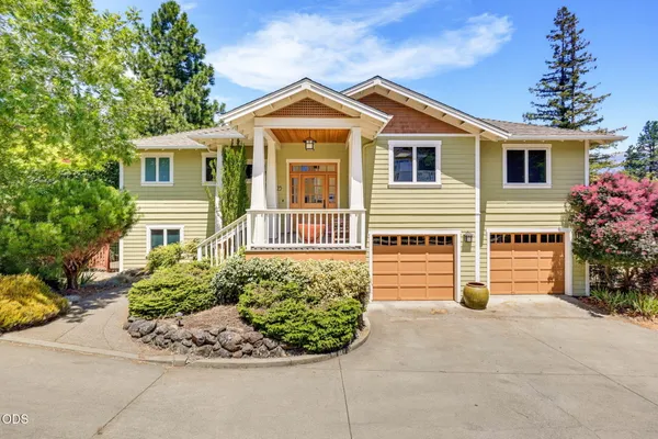 $875,000 | 425 Merrill Circle, Ashland, OR 97520
