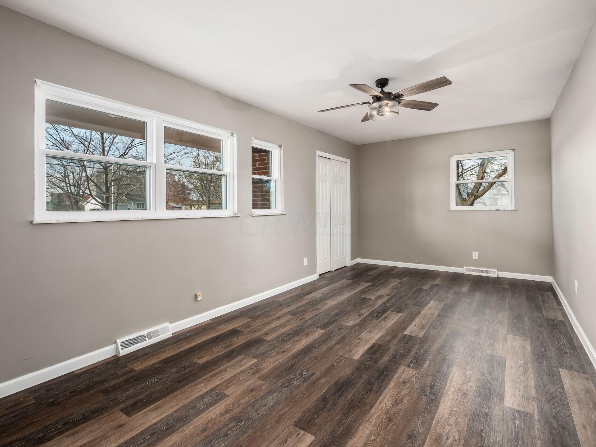 5474 Hoover Road Grove City, OH 43123 - Photo 21 of 48 Bedroom 1