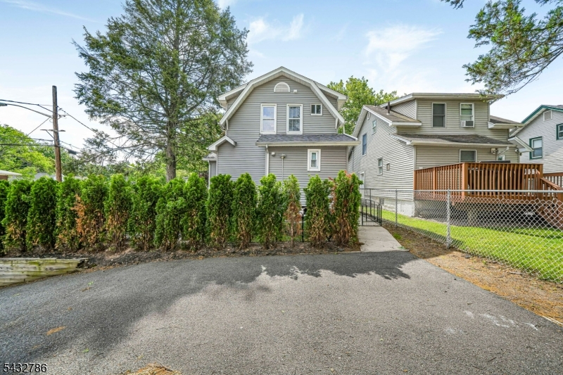 71 Spring Street Nutley, NJ 07110 - Photo 22 of 28