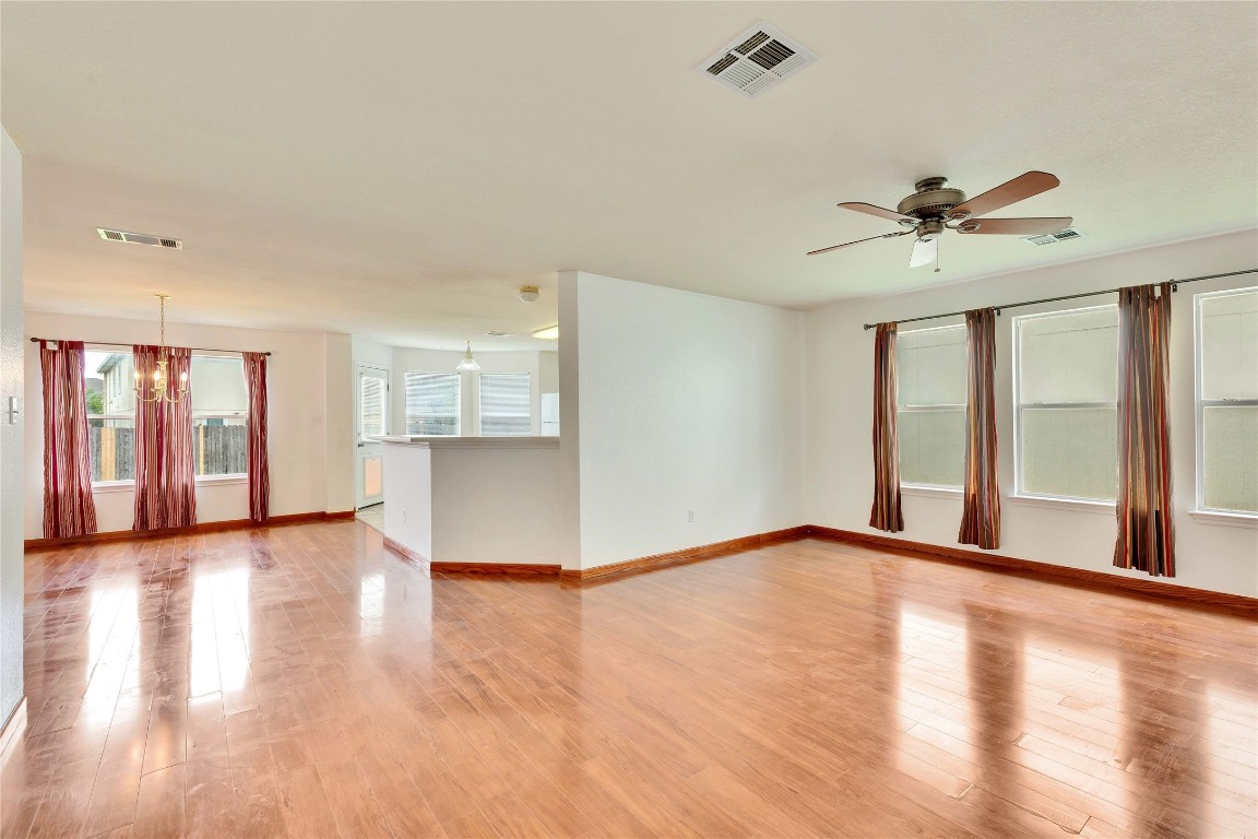 117 Gillespie Lane Elgin, TX 78621 - Photo 9 of 22