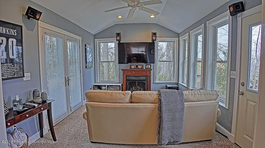 1004 Oakmont Road Clarks Summit, PA 18411 - Photo 13 of 32 Gallery Image 13