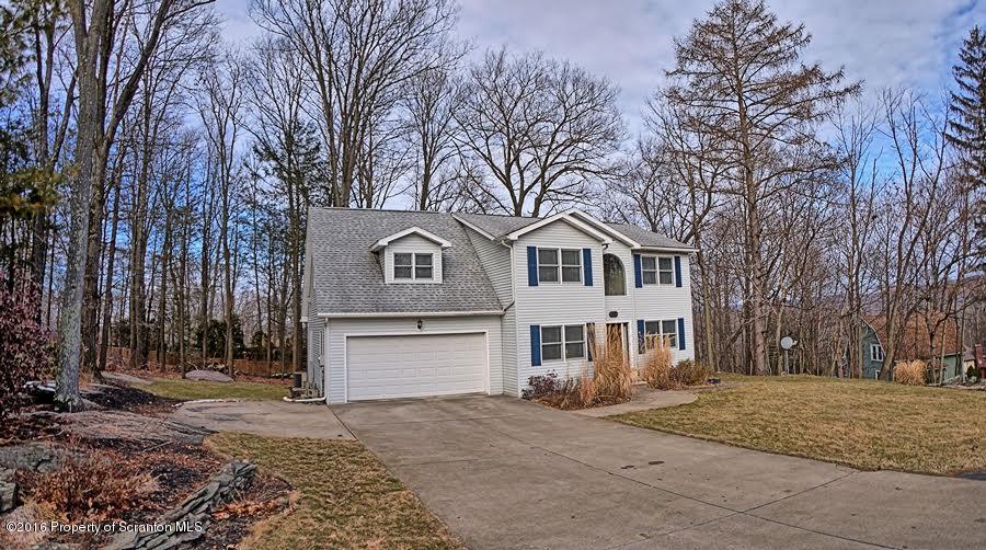 1004 Oakmont Road Clarks Summit, PA 18411 - Photo 2 of 32 Gallery Image 2