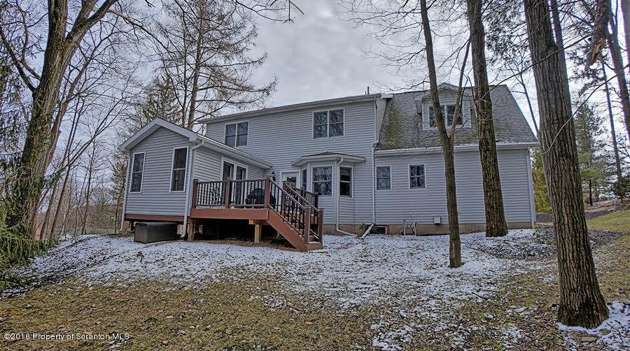 1004 Oakmont Road Clarks Summit, PA 18411 - Photo 3 of 32 Gallery Image 3