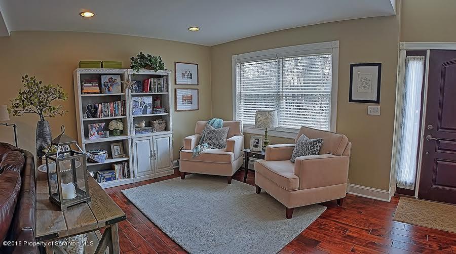 1004 Oakmont Road Clarks Summit, PA 18411 - Photo 10 of 32 Gallery Image 10