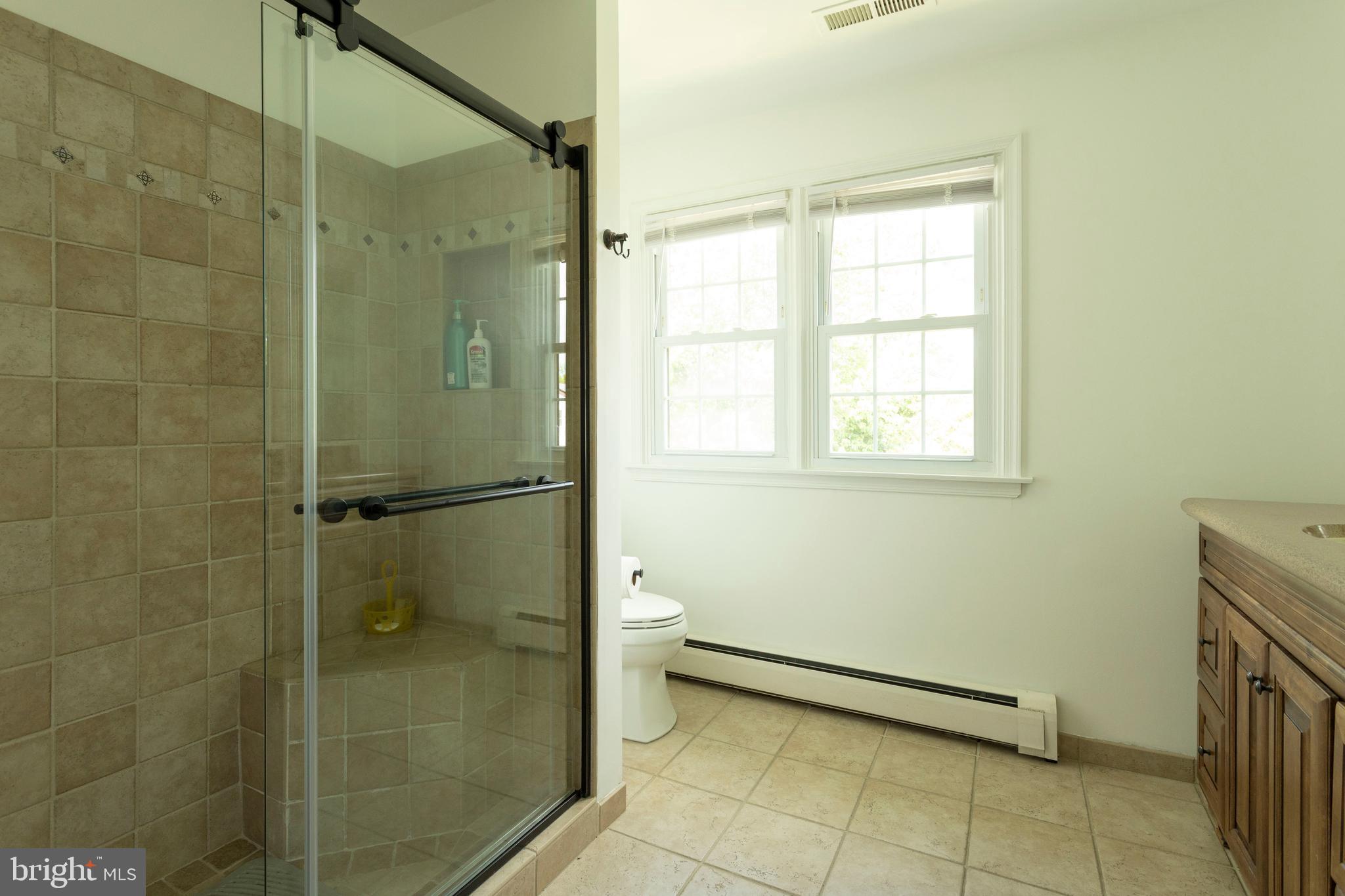 825 Cliff Road Bensalem, PA 19020 - Photo 30 of 37 Gallery Image 30