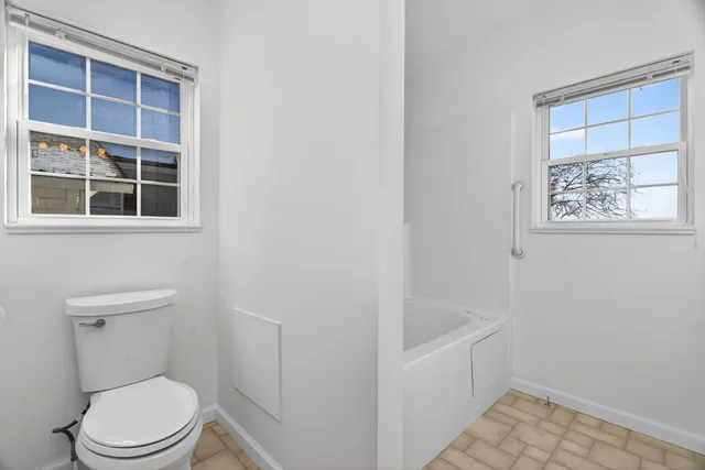 $144,900 | 10865 Doral Drive, Frankfort, IL 60423