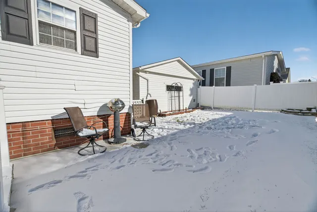 $144,900 | 10865 Doral Drive, Frankfort, IL 60423