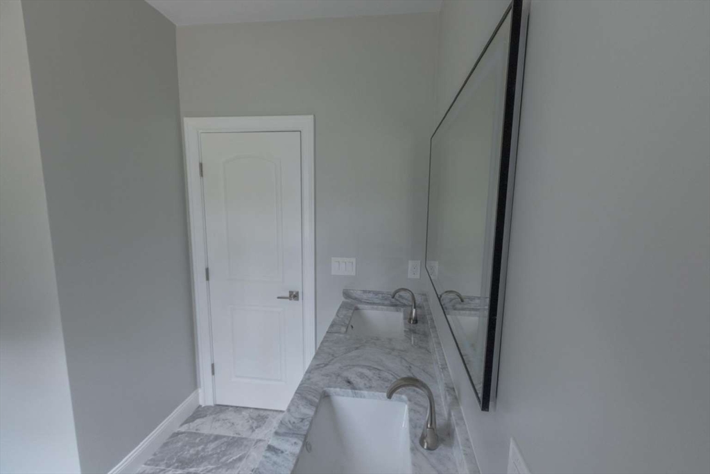 217 Prospect Street Auburn, MA 01501 - Photo 18 of 41