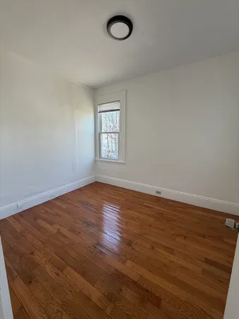 $2,600 | 161 Grandview Avenue, Unit 2, Quincy, MA 02170