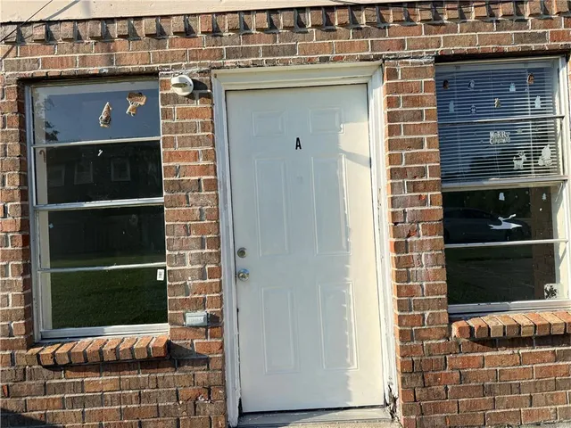 $1,250 | Undisclosed Address, Harvey, LA 70058