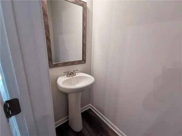 $2,200 | 209 Station Overlook Drive, Auburn, GA 30011