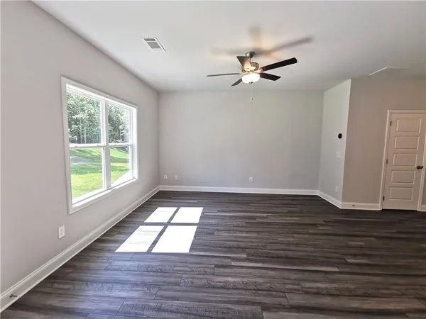 $2,200 | 209 Station Overlook Drive, Auburn, GA 30011