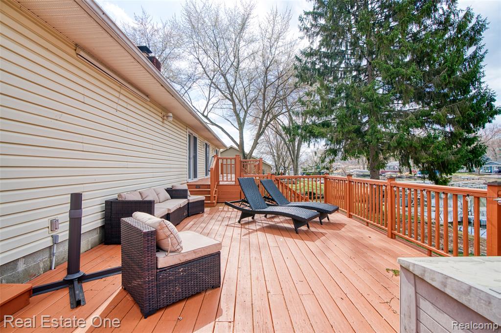 10846 Colony Pinckney, MI 48169 - Photo 42 of 58