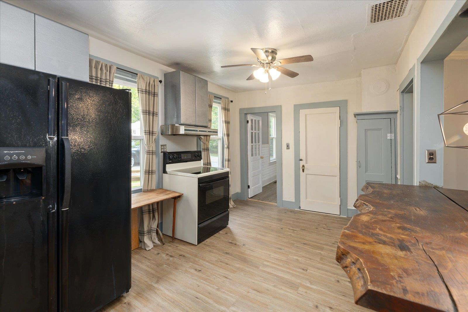 12 Miner Court Winchester, NH 03470 - Photo 2 of 36