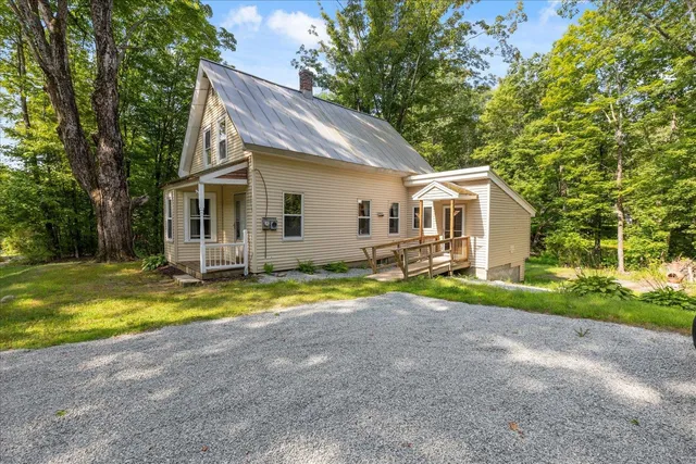 $269,000 | 12 Miner Court, Winchester, NH 03470