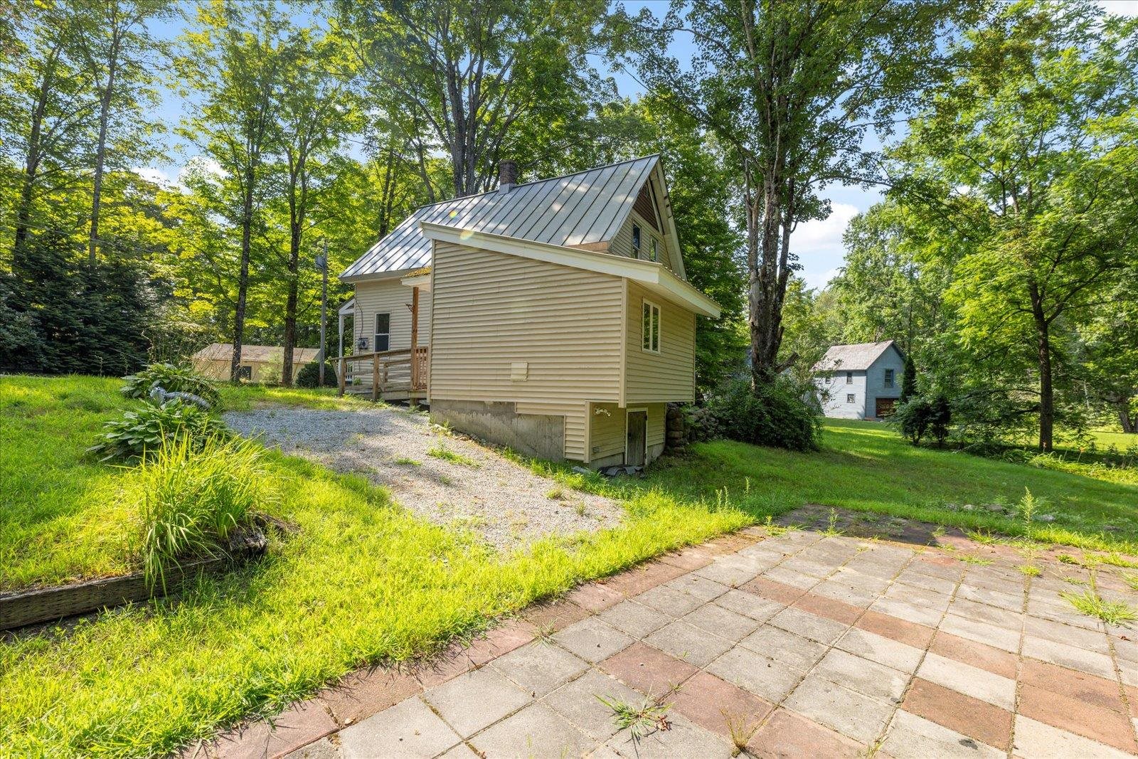 12 Miner Court Winchester, NH 03470 - Photo 27 of 36