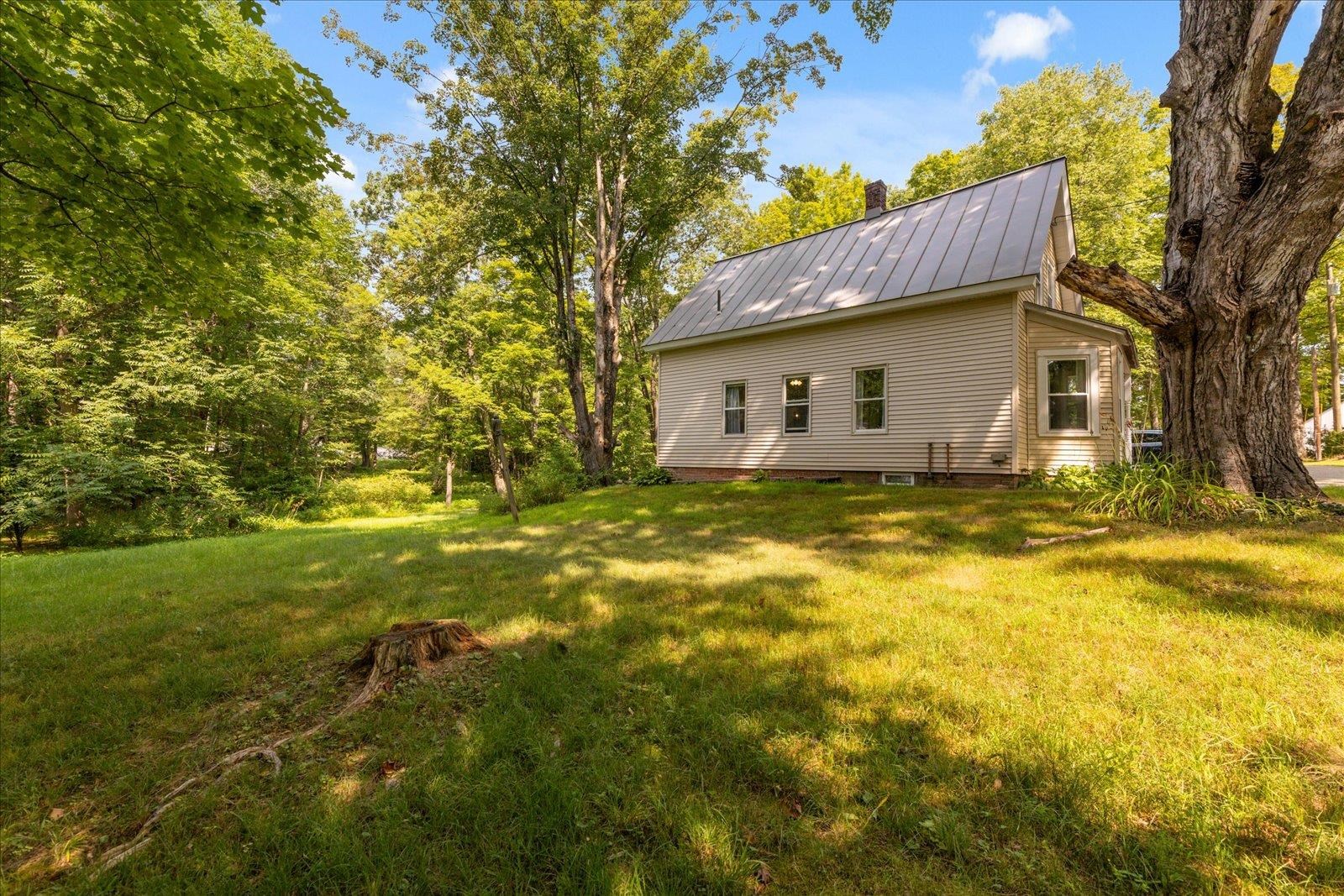 12 Miner Court Winchester, NH 03470 - Photo 32 of 36