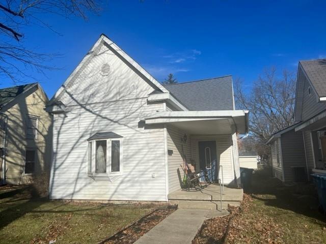 125 East North B Street Gas City, IN 46933 - Photo 1 of 9