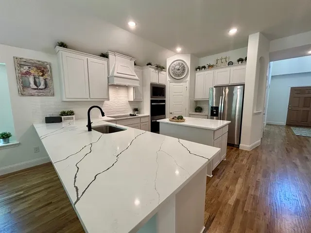 $539,990 | 108 Rj Smith, Springtown, TX 76082