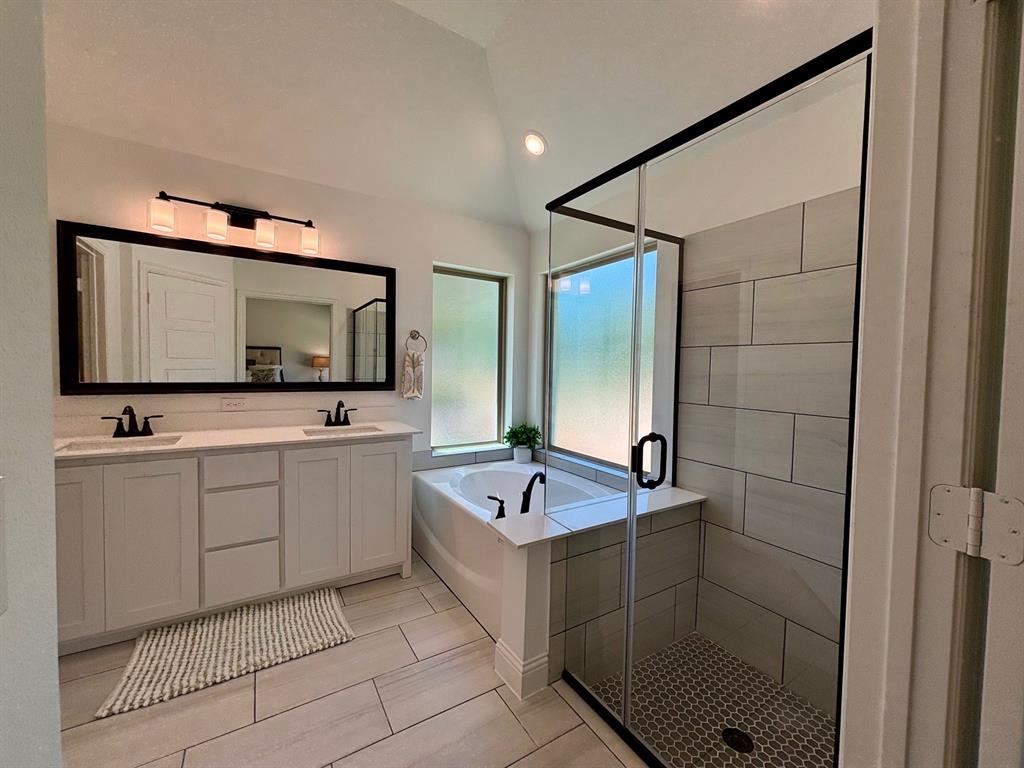 108 Rj Smith Springtown, TX 76082 - Photo 8 of 12