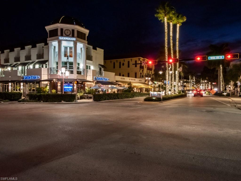 625 5th Avenue South, Unit PH302 Naples, FL 34102 - Photo 33 of 33 5th Ave S