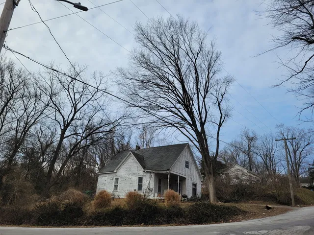 $24,000 | 627 East High Street, Anna, IL 62906