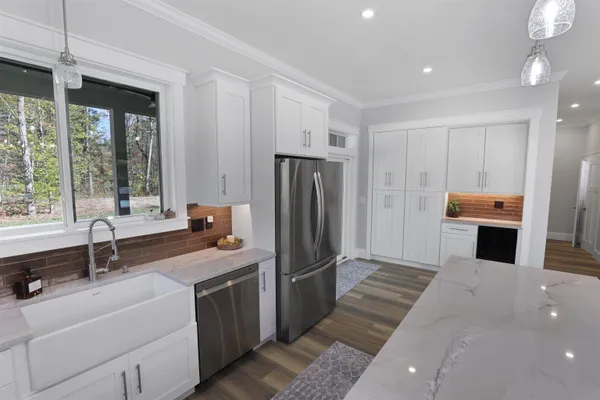 $1,249,900 | 64 Fairway Drive, Ashland, NH 03217