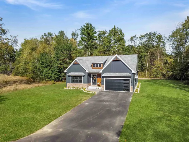 $1,249,900 | 64 Fairway Drive, Ashland, NH 03217