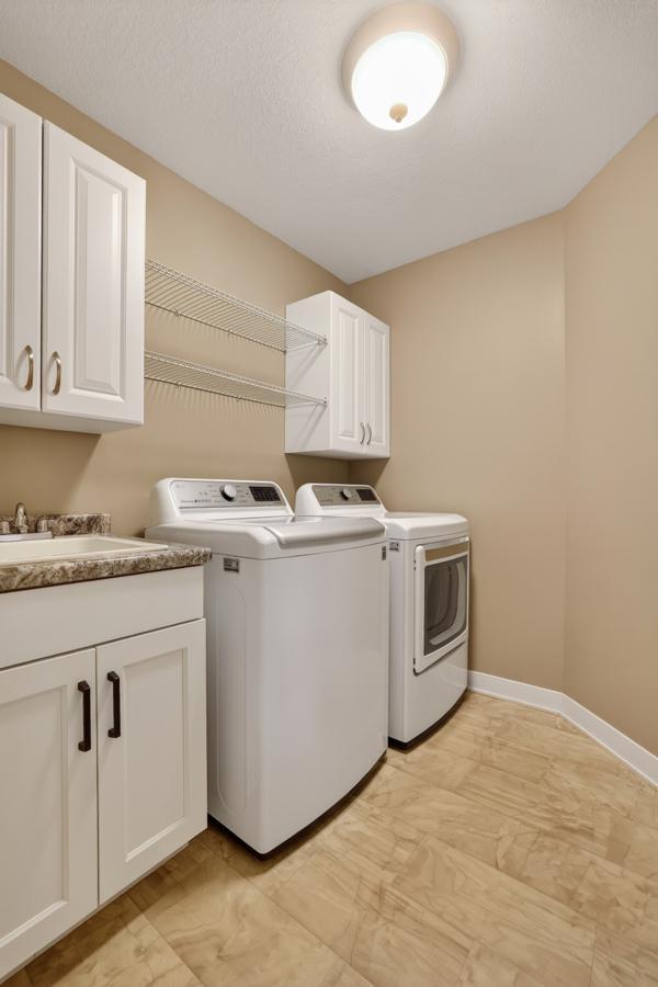 4268 Genevieve Place Northwest Rochester, MN 55901 - Photo 14 of 49