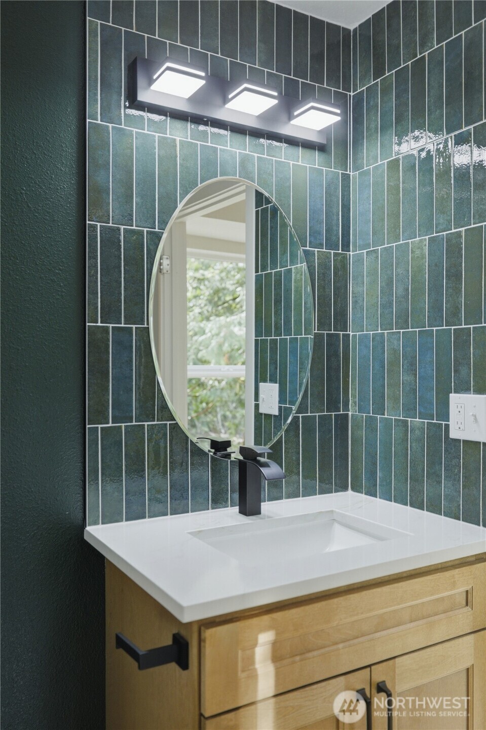 5205 59th Court Southwest Olympia, WA 98512 - Photo 19 of 39 a bathroom with a shower