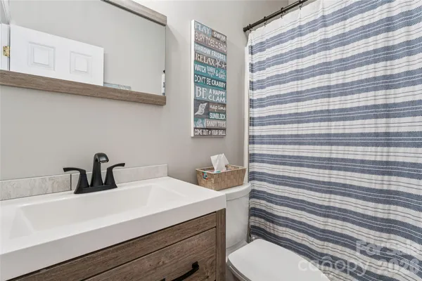 $875,000 | 2678 Landing Pointe Drive, Clover, SC 29710