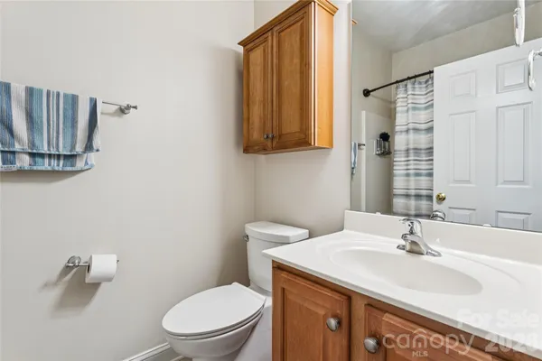 $875,000 | 2678 Landing Pointe Drive, Clover, SC 29710