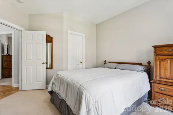 $875,000 | 2678 Landing Pointe Drive, Clover, SC 29710