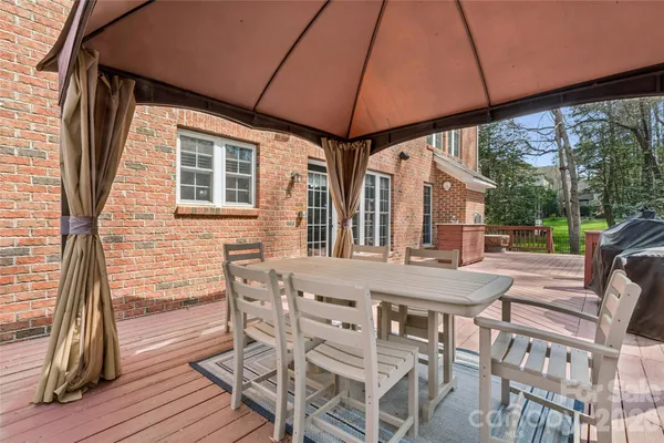 $875,000 | 2678 Landing Pointe Drive, Clover, SC 29710